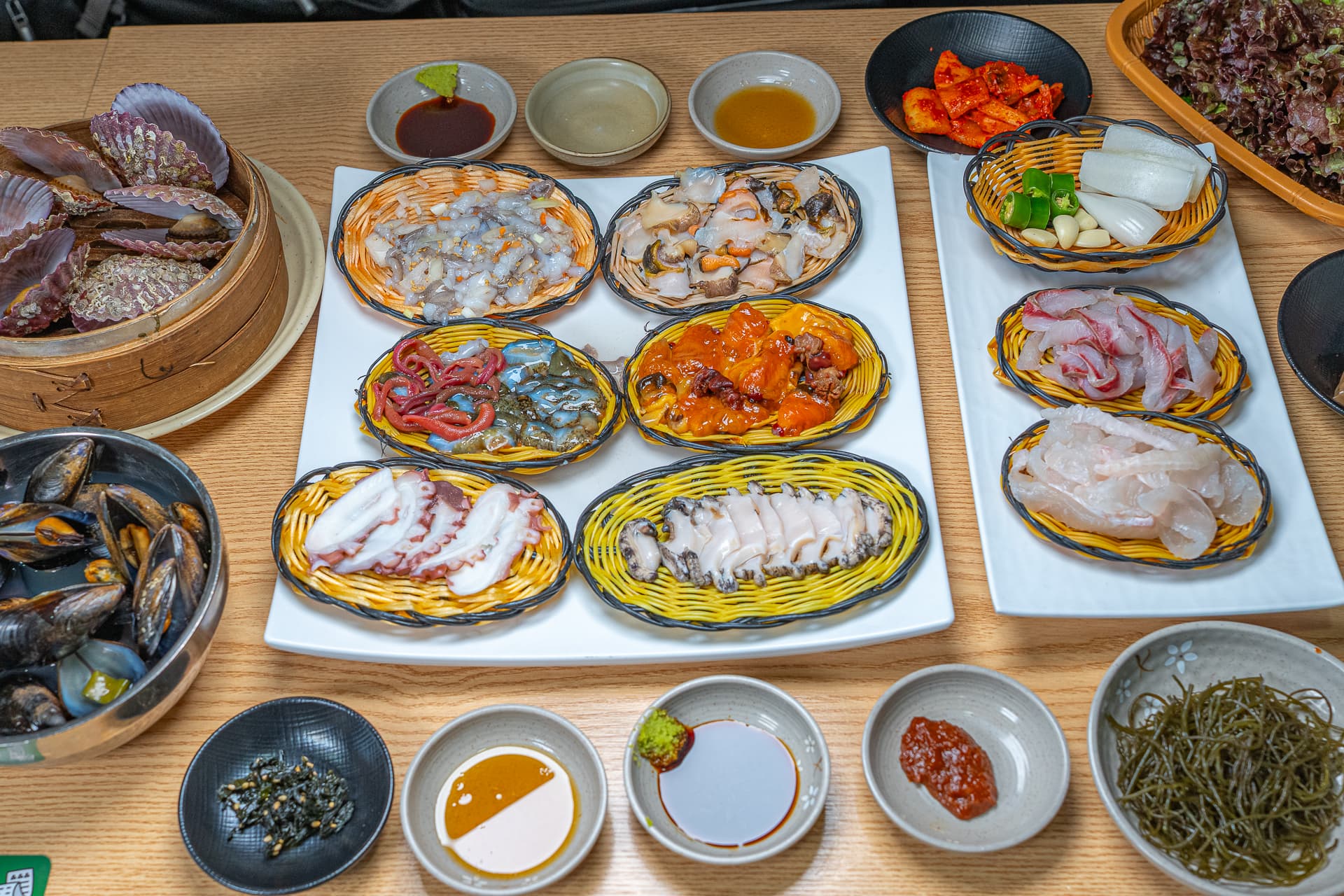기장 연화리 장씨해녀집 가족 인원별 조합 가이드 한 상